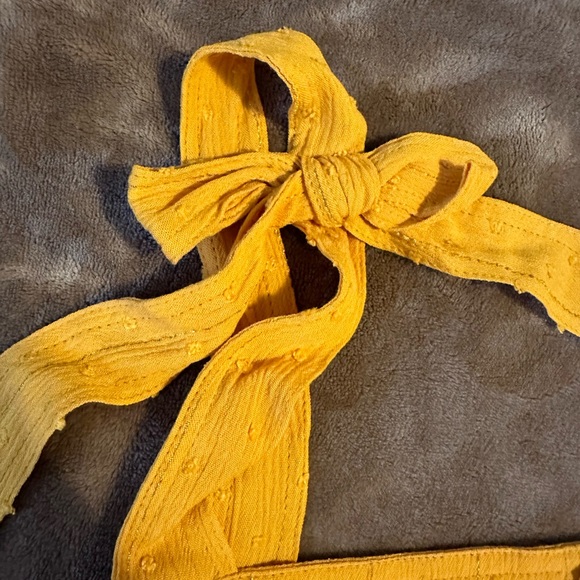 Rose & Olive Bow Strap Tank Top - Picture 7 of 8